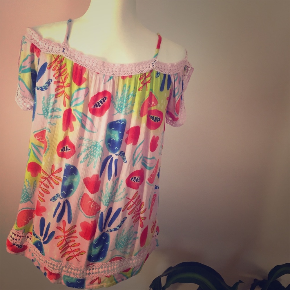 Girls Cat & Jack off shoulder 🌸 Size XXL (18)